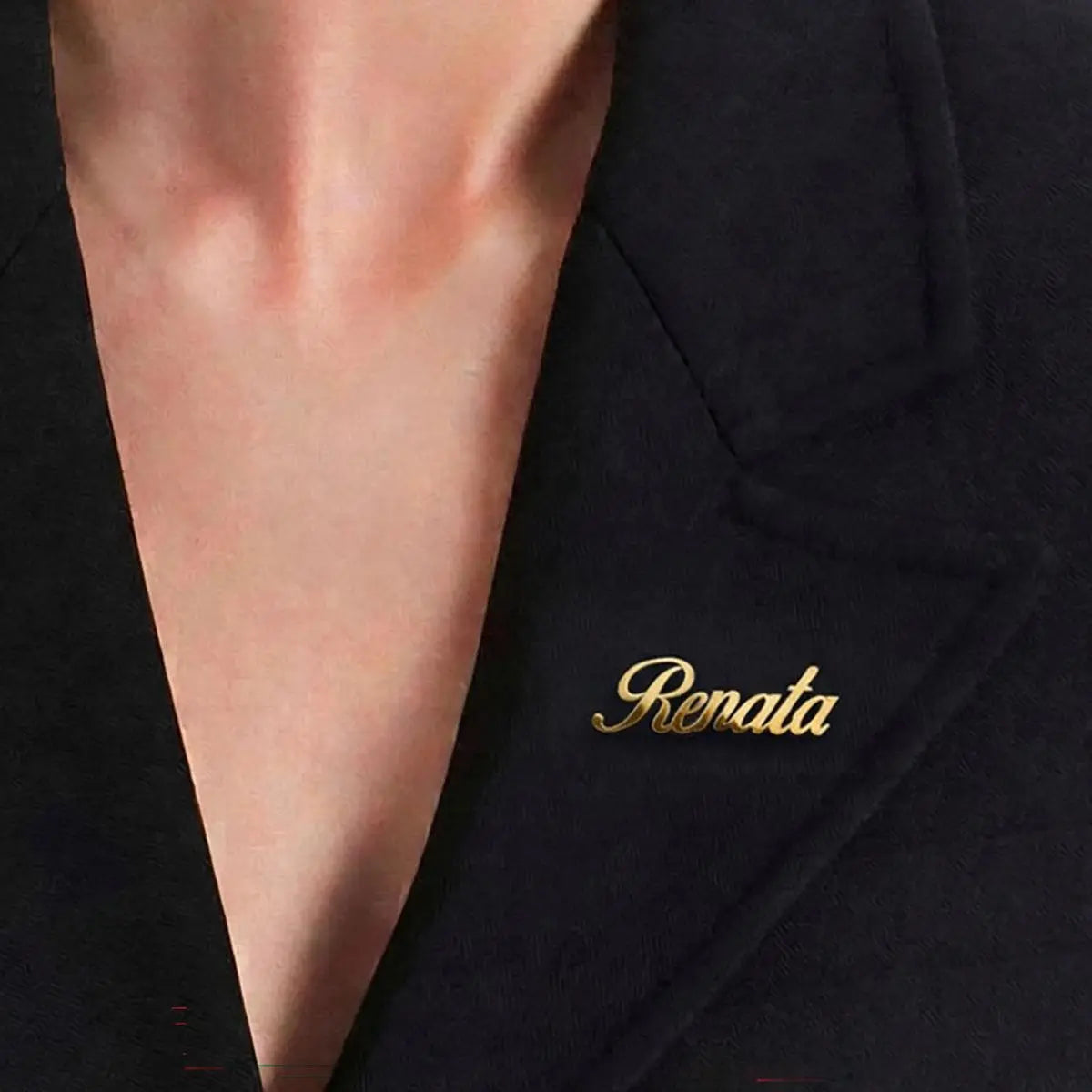 Broche Folheado a Ouro Personalizado com 1 Palavra de Até 9 Letras