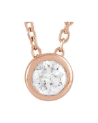 Colar Solitário com Cravação Bezel em Ouro 14k com Diamantes de Laboratório – Modelo 2