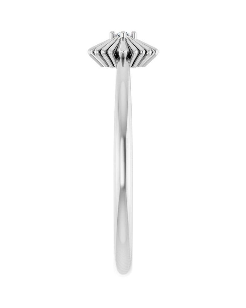 Anel Estrela Cravejado em Ouro 14k com Diamantes Naturais – Modelo 3