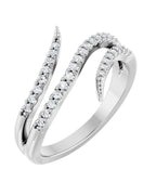 Anel Bypass Cravejado em Ouro 14k com Diamantes Naturais – Modelo 2