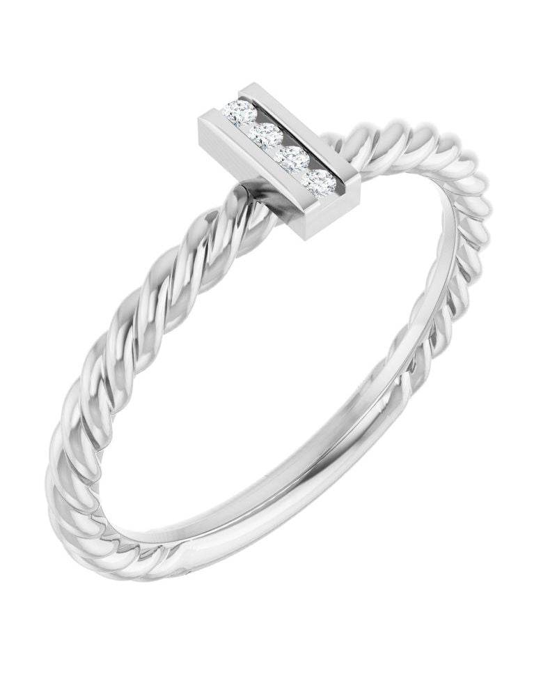 Anel Barra e Torcido Cravejado em Ouro 14k com Diamantes Naturais