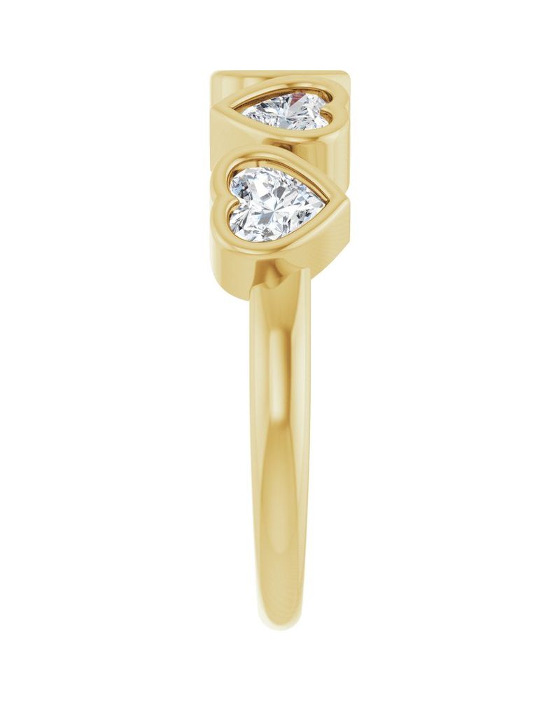 Anel Cinco Pedras Coração em Ouro 14k com Diamantes de Laboratório