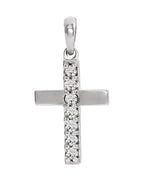 Pingente Cruz Cravejado em Ouro 14k com Diamantes de Laboratório – Modelo 10