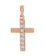 Pingente Cruz Cravejado em Ouro 14k com Diamantes de Laboratório – Modelo 10