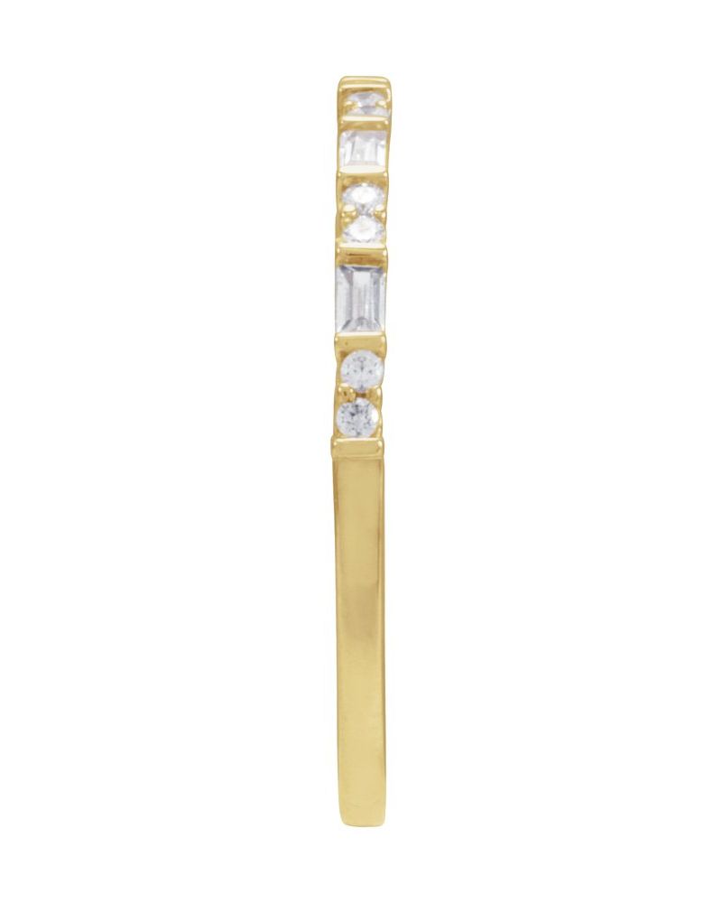 Anel Cravejado Empilhável em Ouro 14k com Diamantes Naturais – Modelo 4