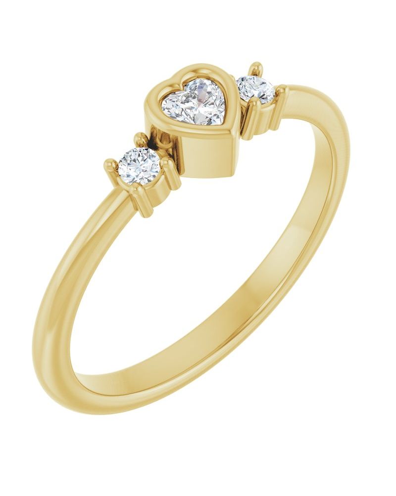 Anel Coração Cravejado em Ouro 14k com Diamantes Naturais – Modelo 2