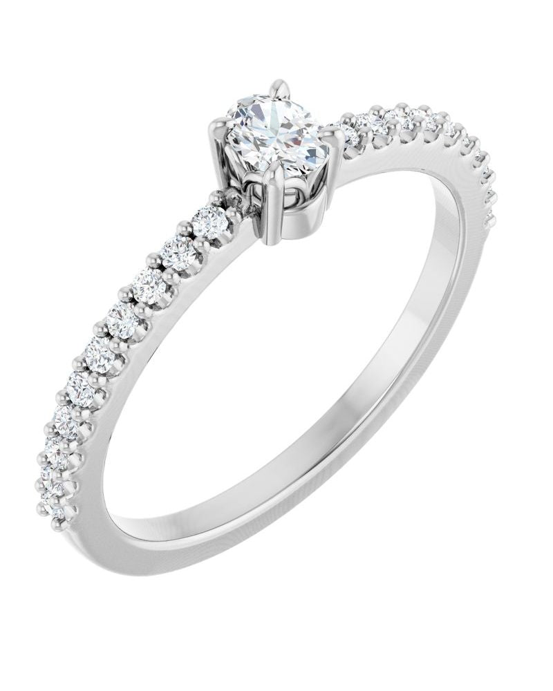 Anel Cravejado em Ouro 14k com Diamantes de Laboratório – Modelo 2