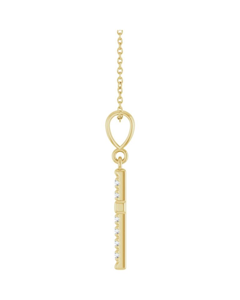 Colar Cruz com Cravação Francesa em Ouro 14k com Diamantes de Laboratório – Modelo 2