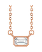 Colar Solitário com Cravação Bezel em Ouro 14k com Diamantes de Laboratório