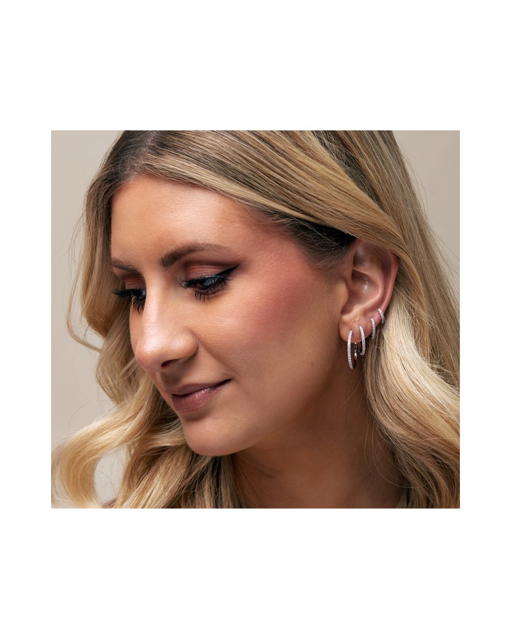 Brinco de Aro em Ouro 14k com Diamantes de Laboratório – 10 mm