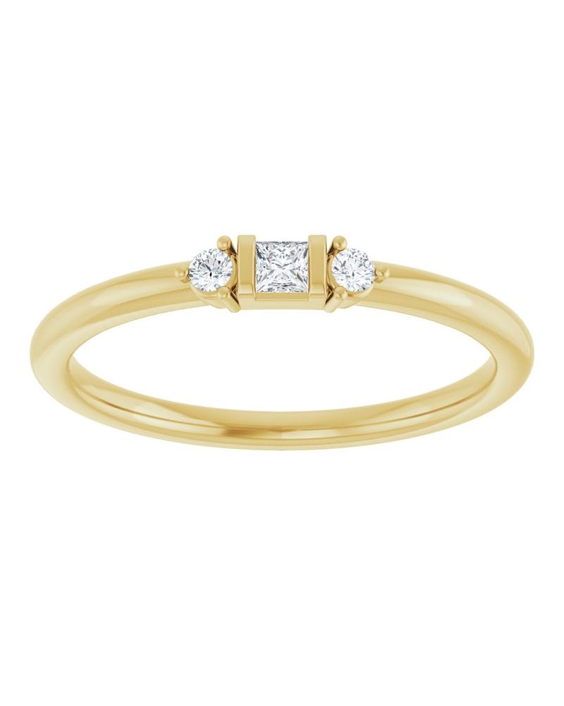 Anel Cravejado Empilhável em Ouro 14k com Diamantes de Laboratório – Modelo 2