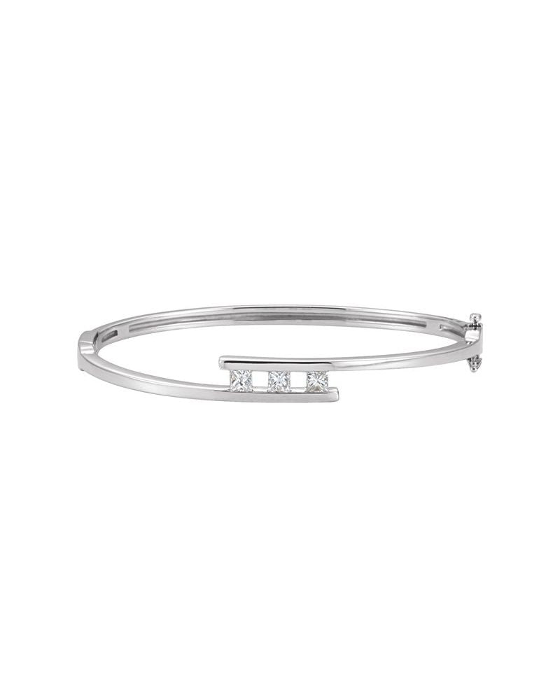 Bracelete Rígido com Dobradiça Três Pedras em Ouro 14k com Diamantes Naturais