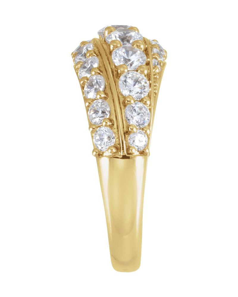 Anel Cravejado em Ouro 14k com Diamantes de Laboratório – Modelo 3
