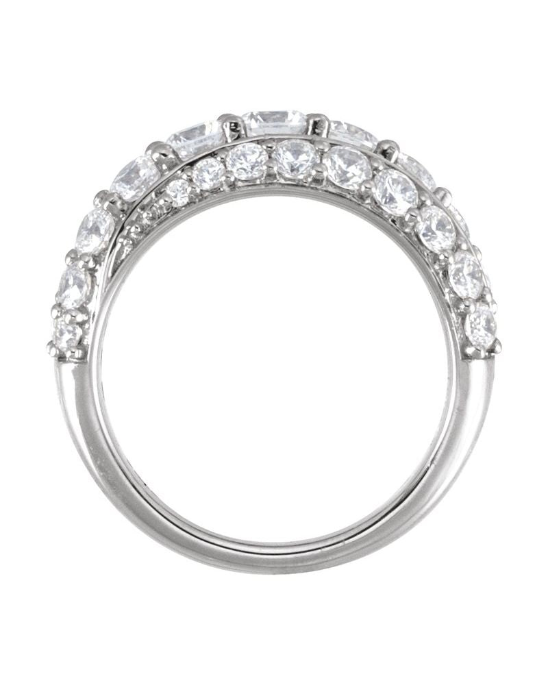 Anel Cravejado em Ouro 14k com Diamantes de Laboratório – Modelo 3