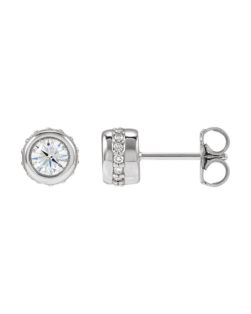 Brinco Ponto de Luz Halo Oculto com Cravação Bezel em Ouro 14k com Diamantes de Laboratório