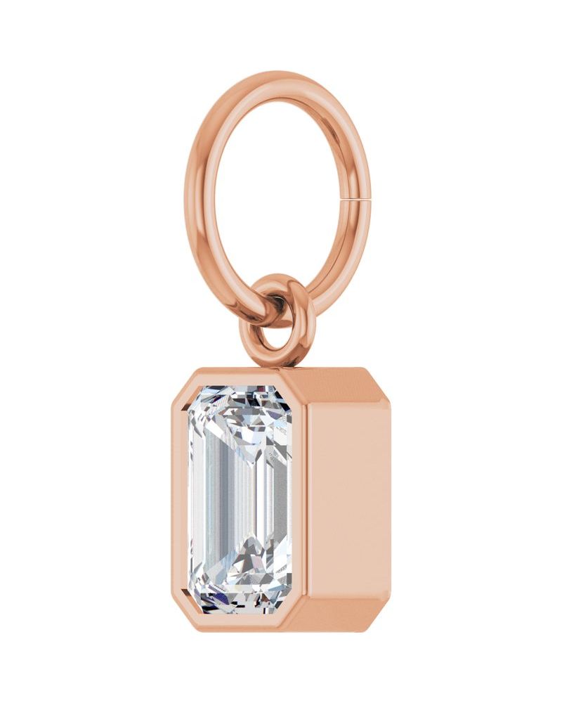 Pingente Esmeralda (lapidação) Solitário com Cravação Bezel em Ouro 14k com Diamantes de Laboratório