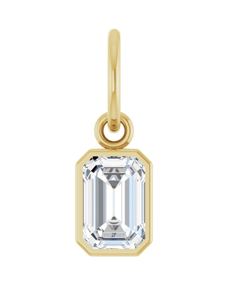 Pingente Esmeralda (lapidação) Solitário com Cravação Bezel em Ouro 14k com Diamantes de Laboratório