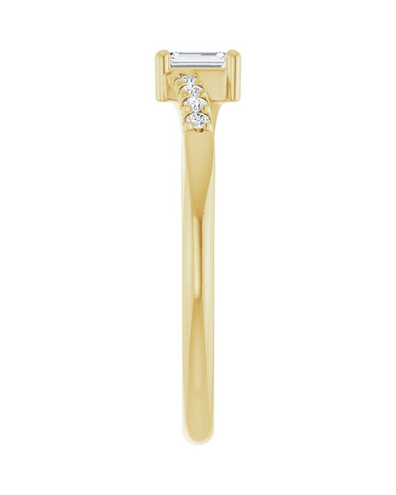 Anel Bypass Cravejado em Ouro 14k com Diamantes de Laboratório – Modelo 2