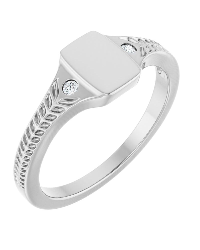 Anel Chevalier para Gravação Cravejado em Ouro 14k com Diamantes de Laboratório