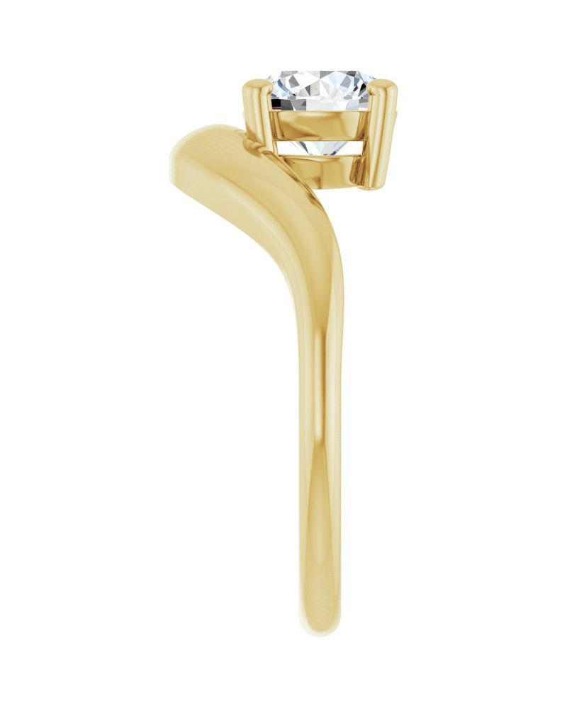 Anel Solitário Orgânico Abaulado em Ouro 14k com Diamantes de Laboratório