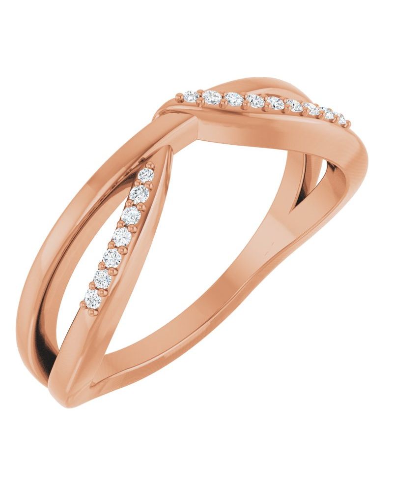 Anel Orgânico Cravejado Empilhável em Ouro 14k com Diamantes de Laboratório