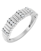 Anel Canelado Cravejado em Ouro 14k com Diamantes Naturais