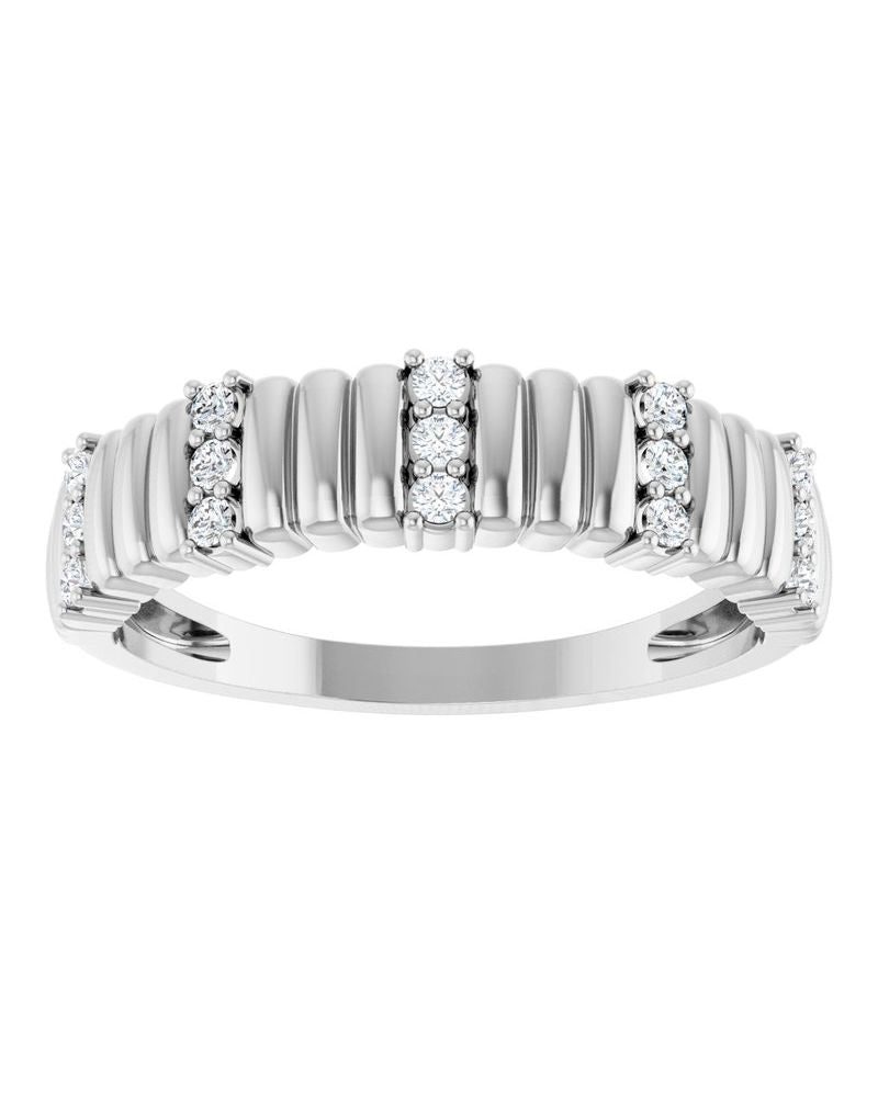 Anel Canelado Cravejado em Ouro 14k com Diamantes Naturais