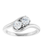 Anel Duas Pedras Bypass em Ouro 14k com Diamantes Naturais – Modelo 4
