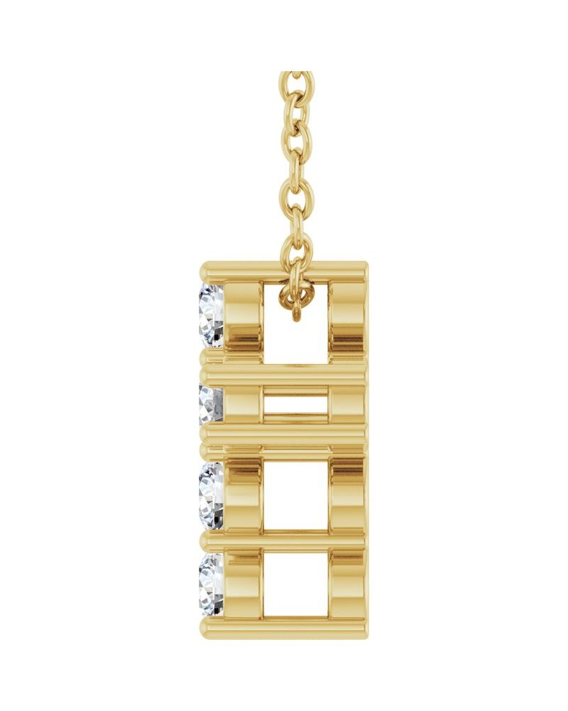 Colar Cruz Cravejado em Ouro 14k com Diamantes de Laboratório – Modelo 7