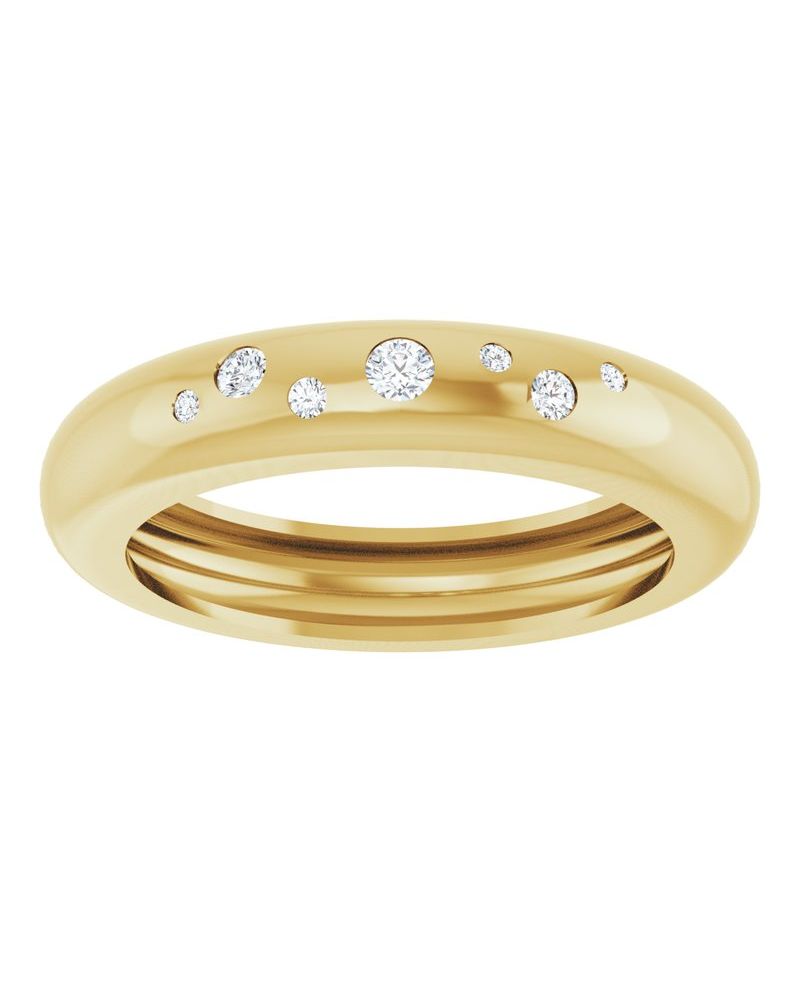 Anel Abaulado Leve Cravejado em Ouro 14k com Diamantes de Laboratório