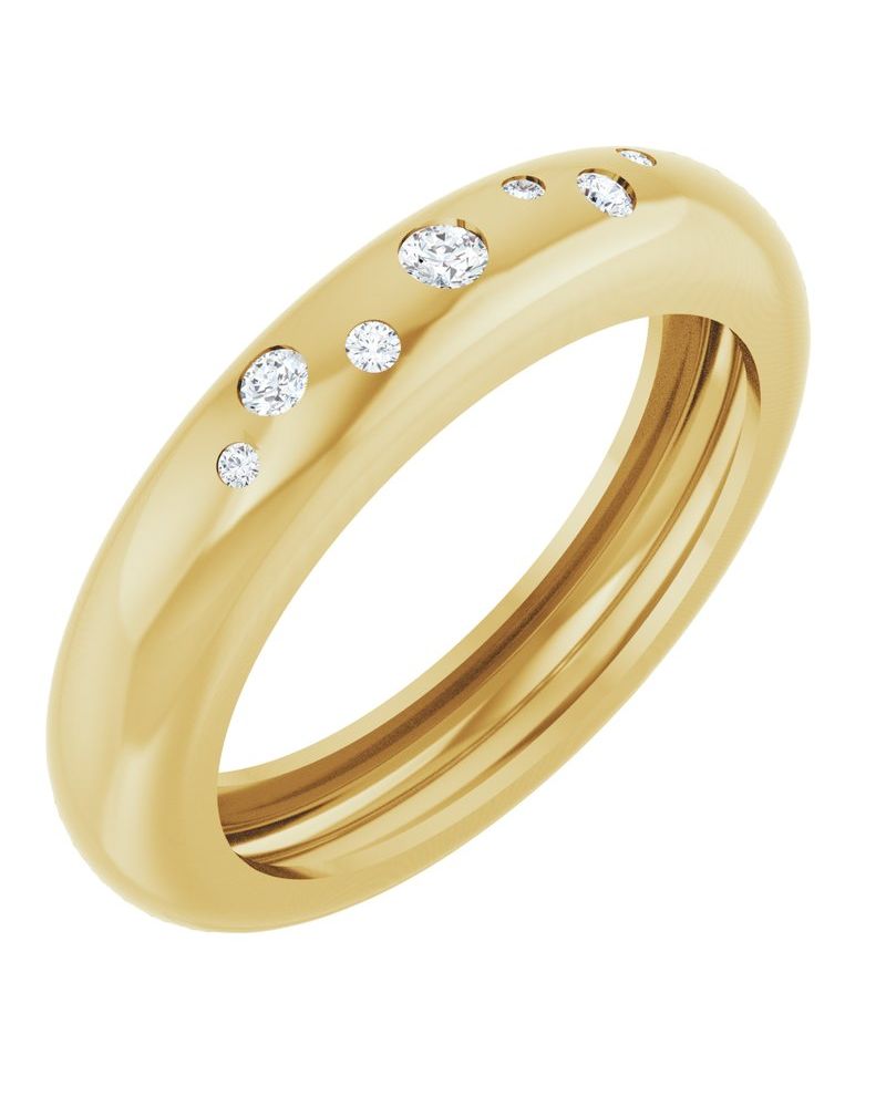 Anel Abaulado Leve Cravejado em Ouro 14k com Diamantes Naturais