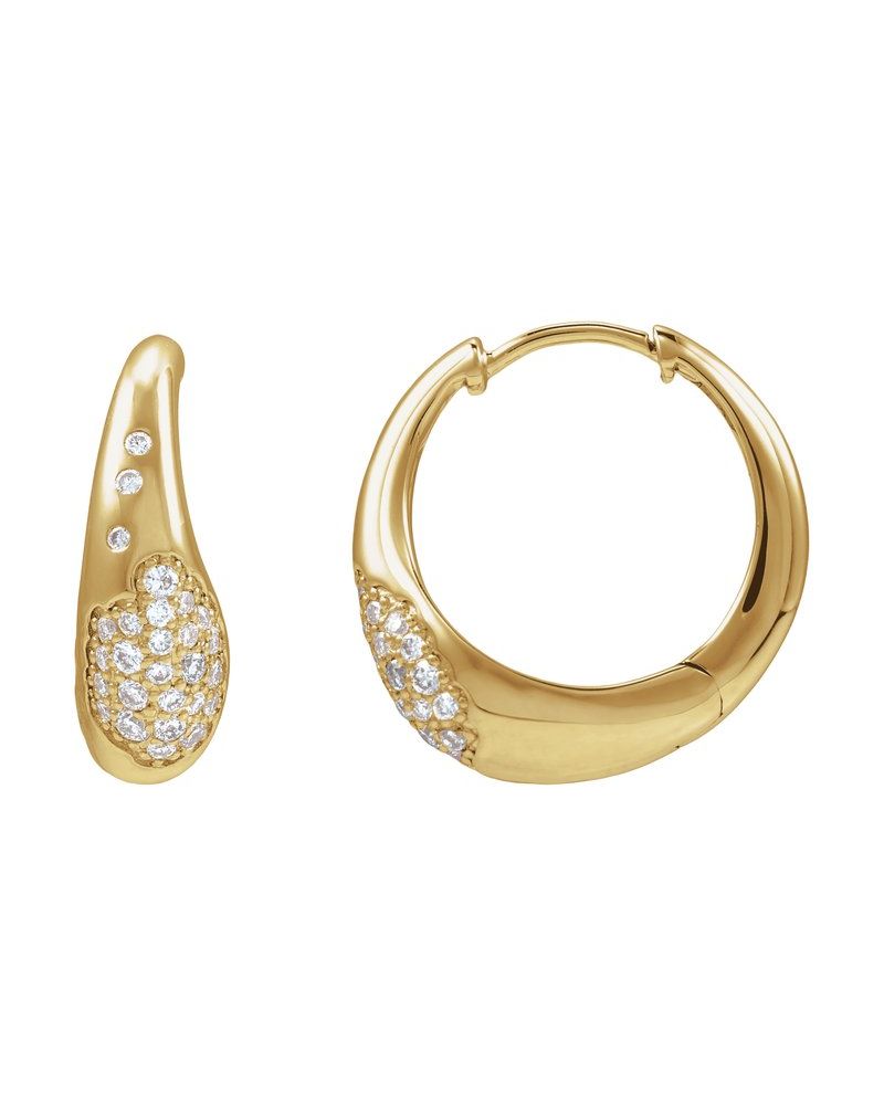 Brinco de Aro Pavê em Ouro 14k com Diamantes de Laboratório – Modelo 2