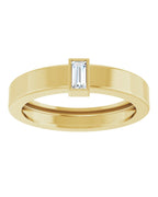 Anel Solitário Leve com Cravação Bezel em Ouro 14k com Diamantes de Laboratório