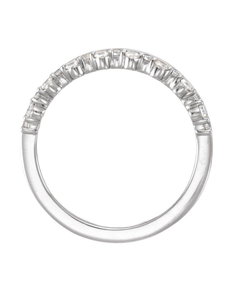 Anel Cravejado em Ouro 14k com Diamantes de Laboratório – Modelo 4
