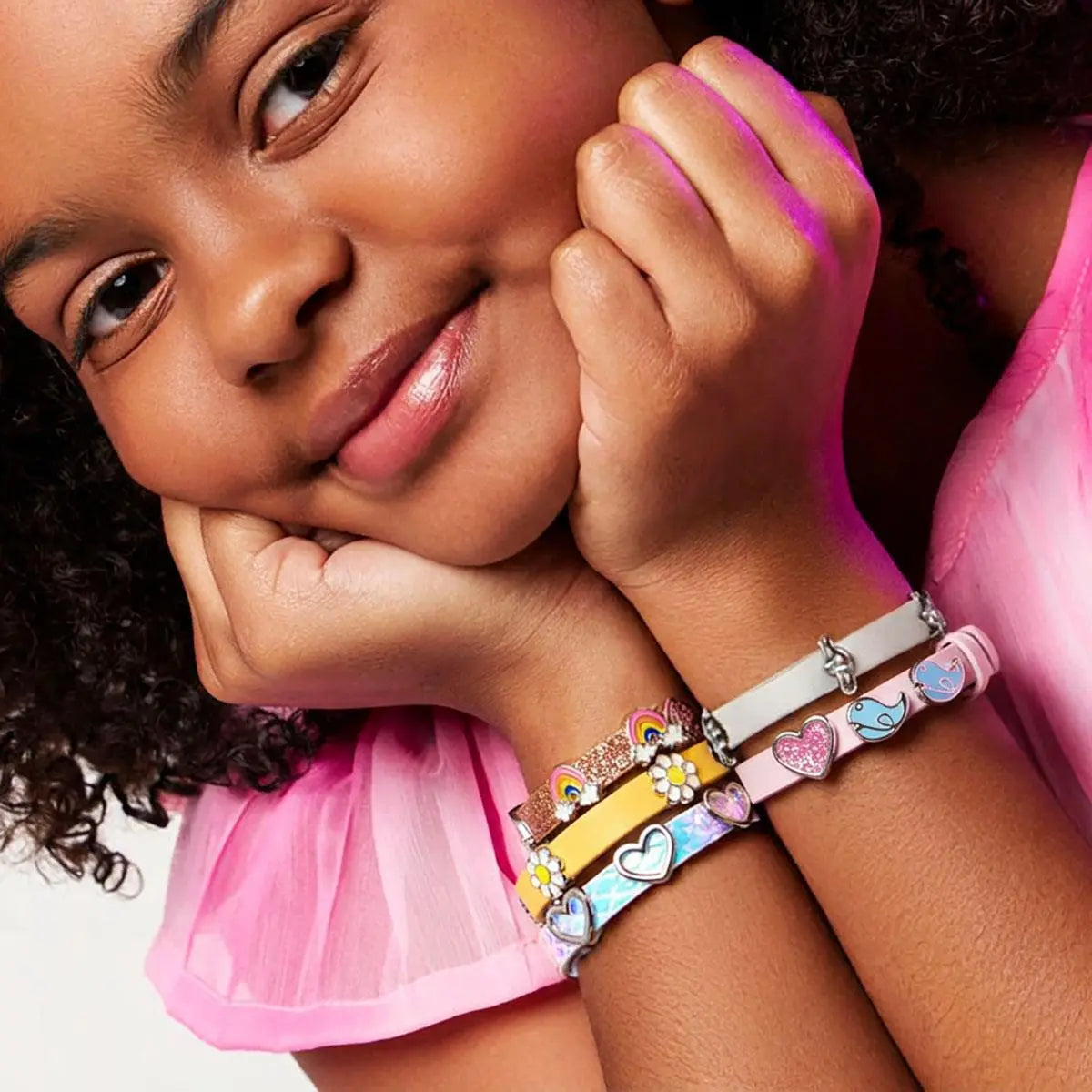 Pingente Folheado a Ródio Esteira Kids de Baleia Esmaltada
