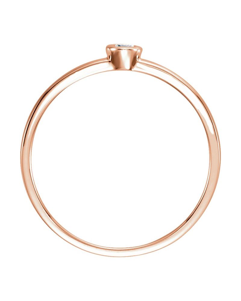 Anel Solitário com Cravação Bezel em Ouro 14k com Diamantes Naturais
