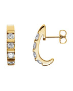 Brinco Meia Argola com Cravação Trilho em Ouro 14k com Diamantes Naturais