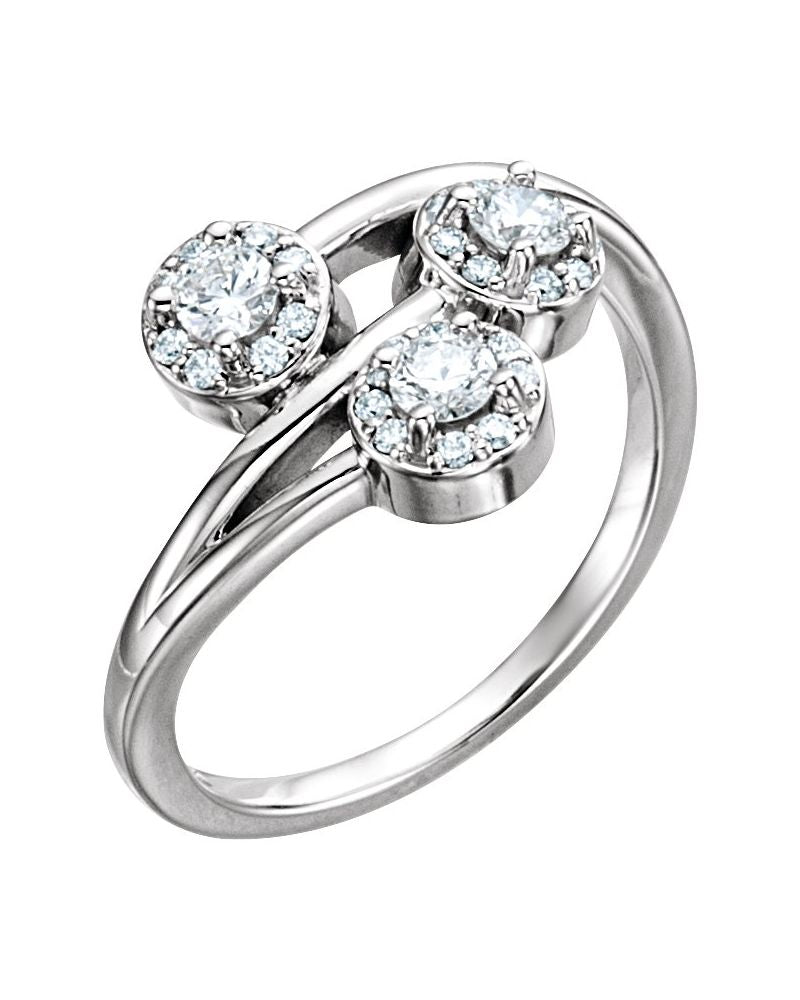 Anel Três Pedras Halo em Ouro 14k com Diamantes Naturais