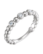 Anel Bolinhas com Cravação Bezel em Ouro 14k com Diamantes Naturais