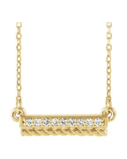Colar Torcido Barra em Ouro 14k com Diamantes Naturais