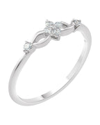 Anel Floral Compromisso em Ouro 14k com Diamantes Naturais