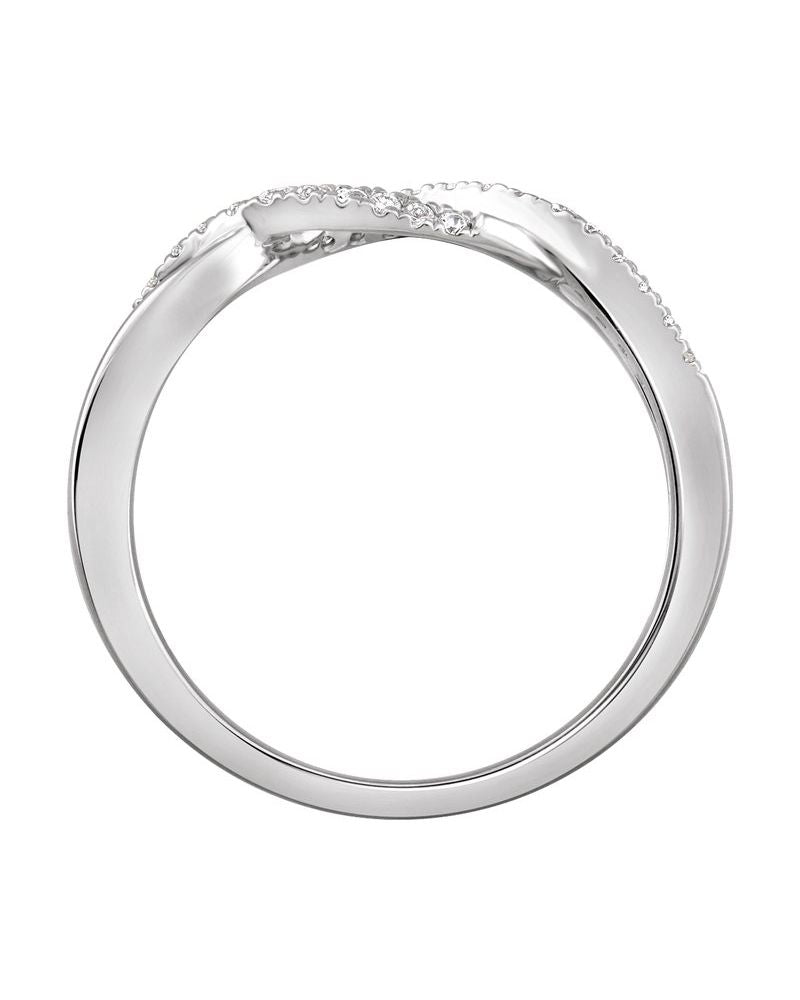 Anel Entrelaçado Cravejado em Ouro 14k com Diamantes Naturais – Modelo 8
