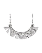 Colar Barra Curva em Ouro 14k com Diamantes Naturais – Modelo 3