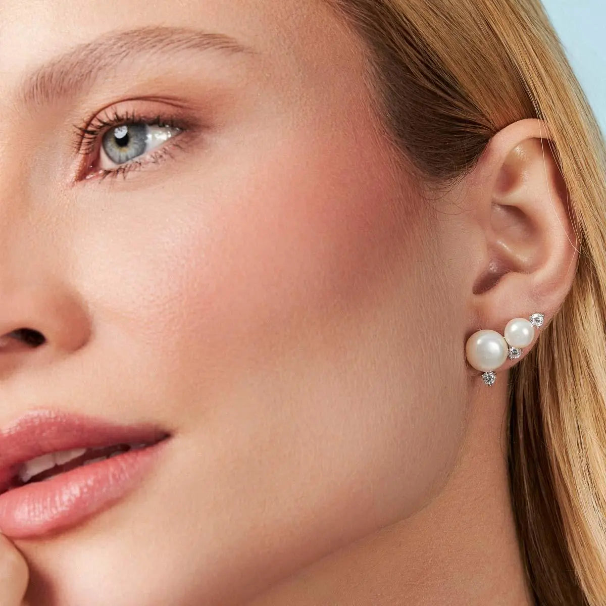 Brinco Ear de Prata 925 Cuff de Pérola Água Doce e Cristais