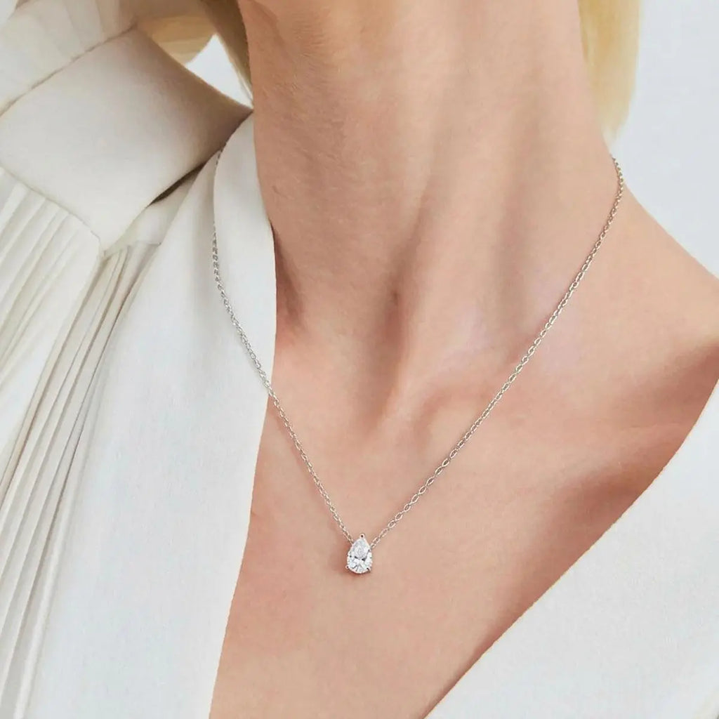 Colar de Prata 925 com Pedra Moissanite de Gota 5x7mm
