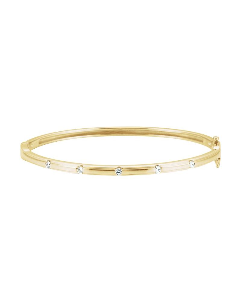 Bracelete Rígido com Dobradiça Cravejado em Ouro 14k com Diamantes Naturais