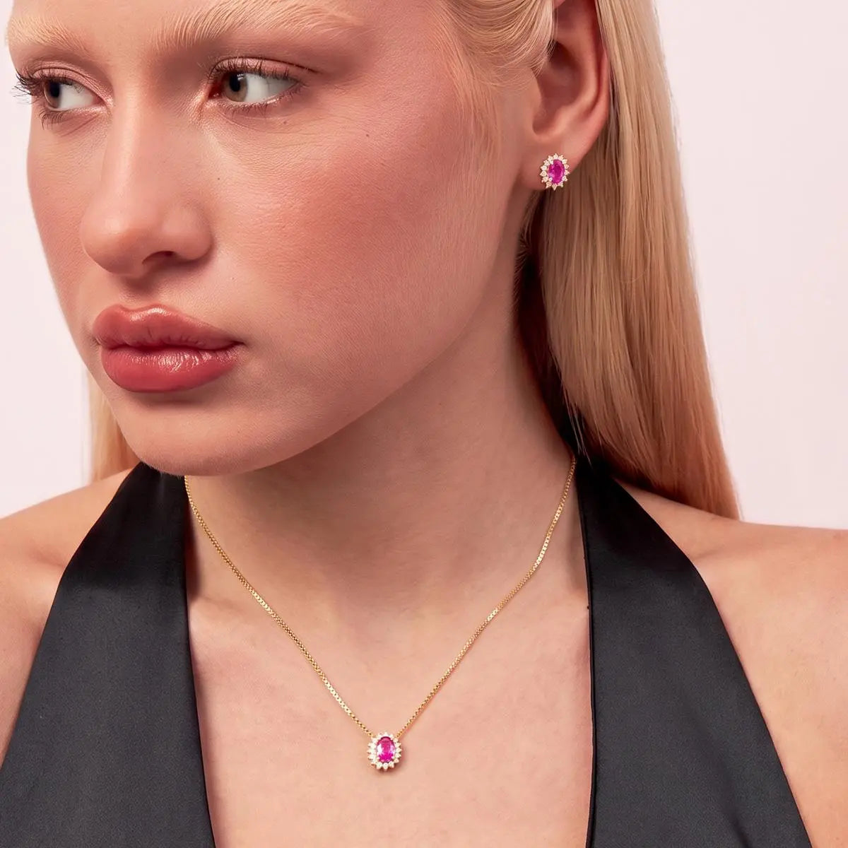 Conjunto Folheado a Ouro Brinco e Colar com Pingente Oval em Cristal e Zircônias