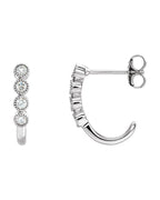 Brinco Meia Argola Cravejado em Ouro 14k com Diamantes Naturais – Modelo 5
