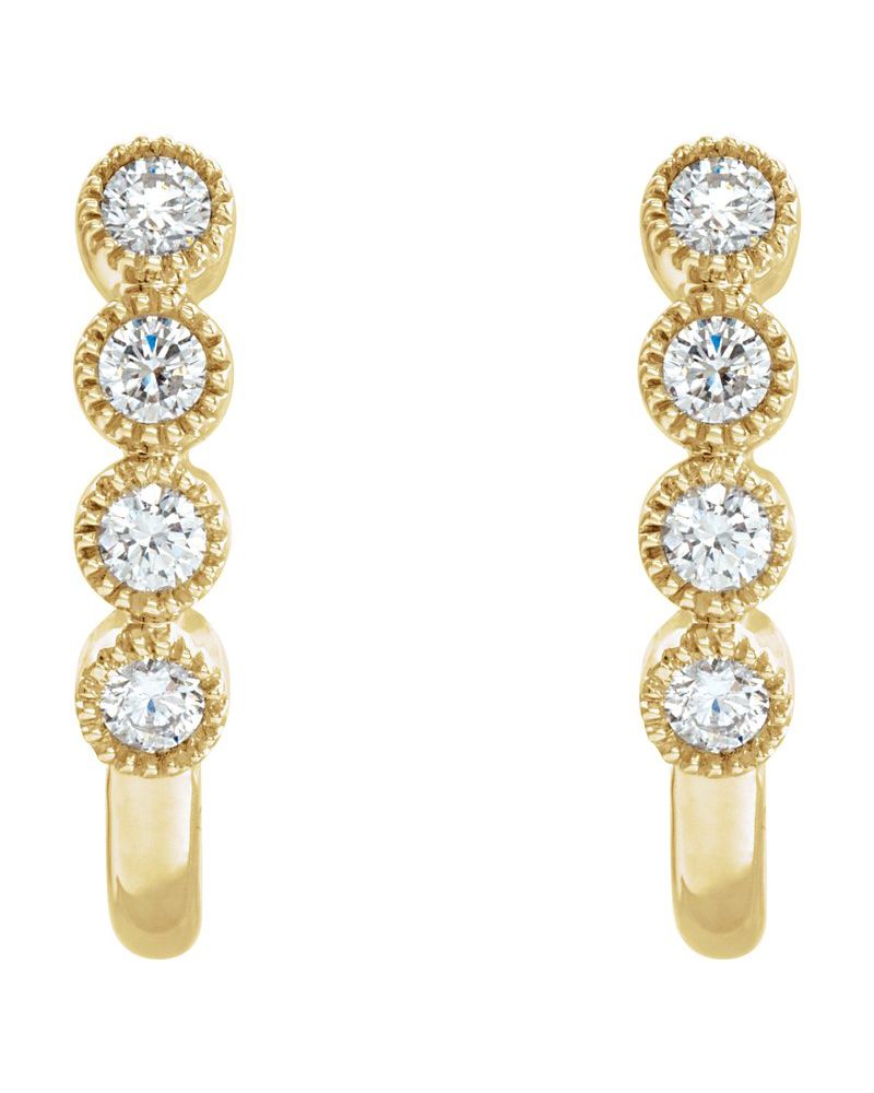 Brinco Meia Argola Cravejado em Ouro 14k com Diamantes Naturais – Modelo 5
