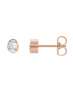 Brinco Ponto de Luz Oval com Cravação Bezel em Ouro 14k com Diamantes de Laboratório